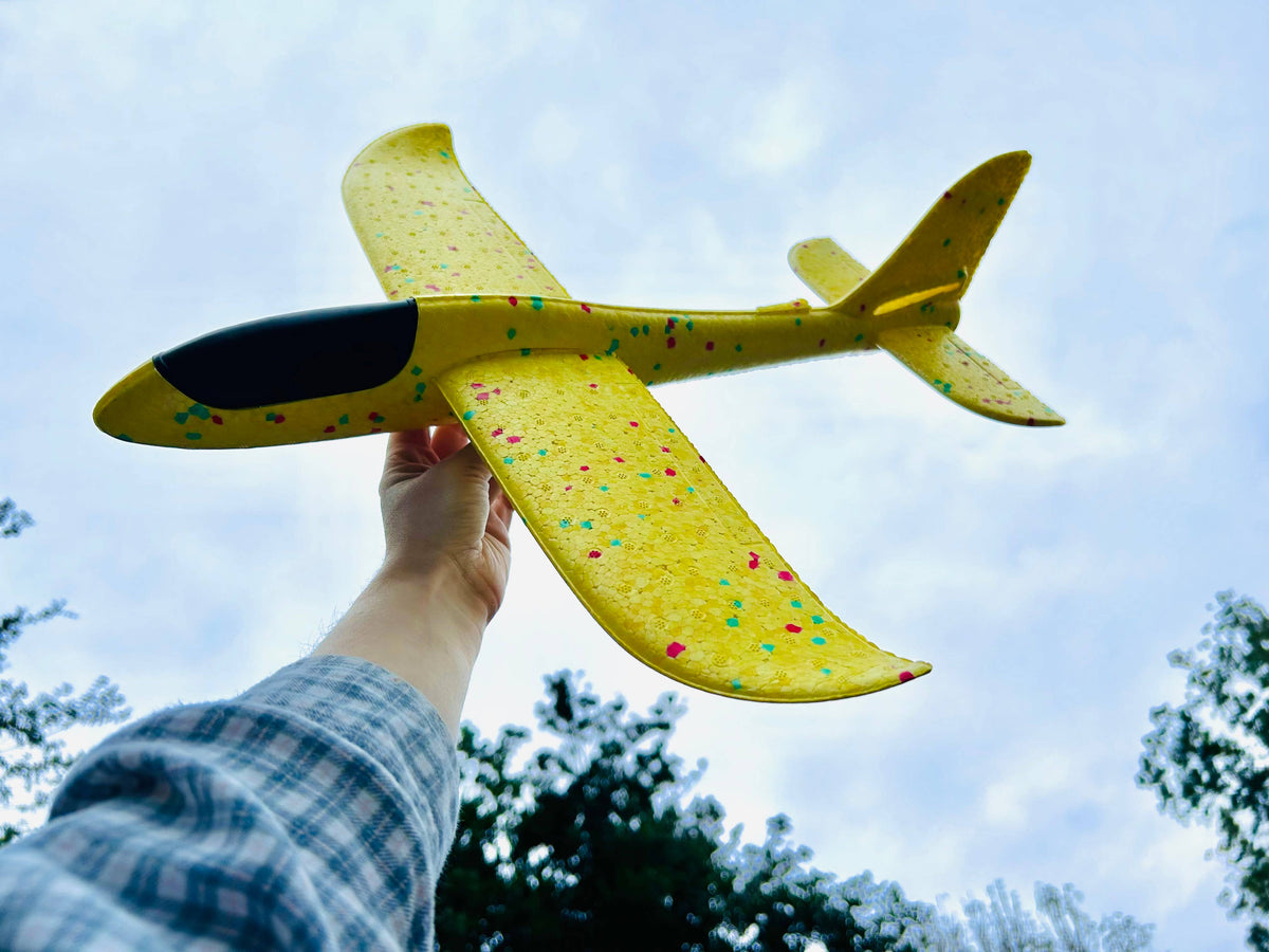 Lightweight Foam Airplanes